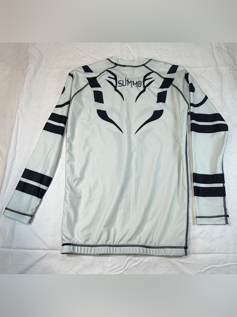 SUMMO Men's Long-Sleeve Performance Rash Guard - Picture 2 of 6